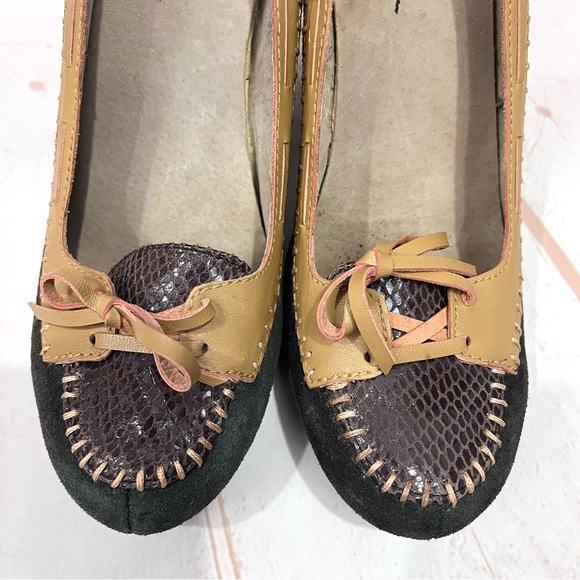 Very Volatile Chunky Leather Snakeskin Stitch Loafer Wooden Platform Heels - Picture 4 of 9